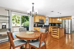 45 Metacomet Ave, Taunton, MA 02718 - Photo 10
