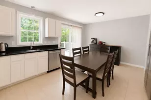 16 Parker St, Quincy, MA 02169 - Photo 8