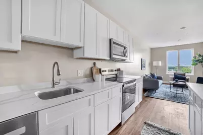 127 Centre St #507, Brockton, MA 02302 - Photo 2