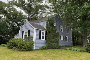 23 Sheraton, Braintree, MA 02184 - Photo 2