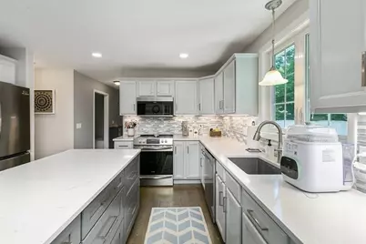 418 Beech St, Rockland, MA 02370 - Photo 12