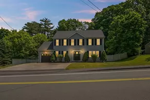 418 Beech St, Rockland, MA 02370 - Photo 2