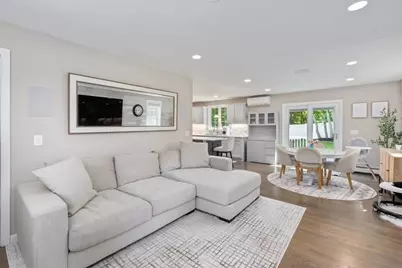 418 Beech St, Rockland, MA 02370 - Photo 6