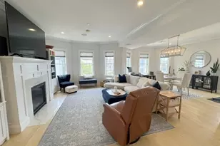 22 Roseclair St, Boston, MA 02125 - Photo 2