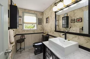 69 Hall St, Dunstable, MA 01827 - Photo 16