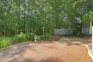 69 Hall St, Dunstable, MA 01827 - Photo 34