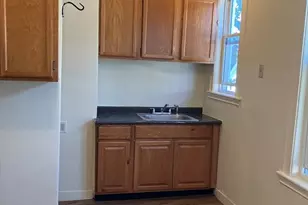 25 Hosmer St, Boston, MA 02126 - Photo 4