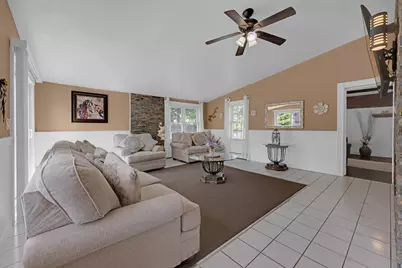 304 Wanoosnoc Rd, Fitchburg, MA 01420 - Photo 2