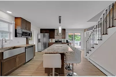 304 Wanoosnoc Rd, Fitchburg, MA 01420 - Photo 8