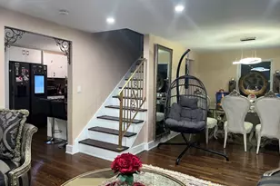 52 Troy Ln, Newton, MA 02468 - Photo 8