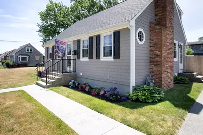 100 Sycamore St, Swansea, MA 02777 - Photo 1