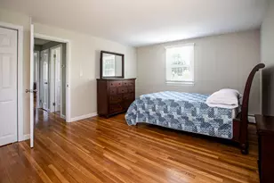 100 Sycamore St, Swansea, MA 02777 - Photo 34