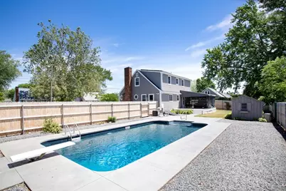 100 Sycamore St, Swansea, MA 02777 - Photo 16