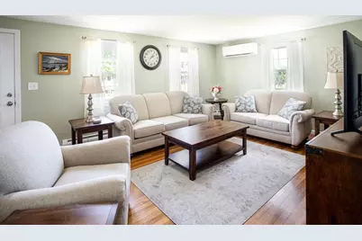 100 Sycamore St, Swansea, MA 02777 - Photo 28