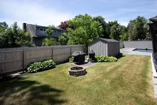 100 Sycamore St, Swansea, MA 02777 - Photo 10