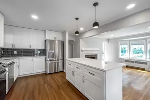 41 Burrwood Rd, Boston, MA 02132 - Photo 2