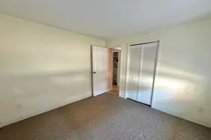 109 Warren St, Watertown, MA 02472 - Photo 10