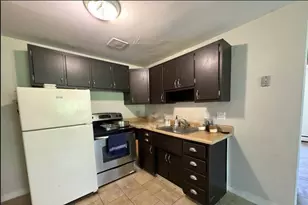 109 Warren St, Watertown, MA 02472 - Photo 4