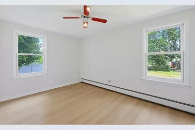 120 Carrier Ave, Attleboro, MA 02703 - Photo 18