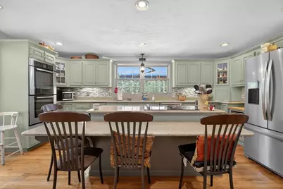 346 Judson St, Raynham, MA 02767 - Photo 10