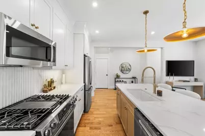 14 Harbor View Street #1, Boston, MA 02125 - Photo 2
