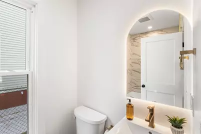 14 Harbor View Street #1, Boston, MA 02125 - Photo 10