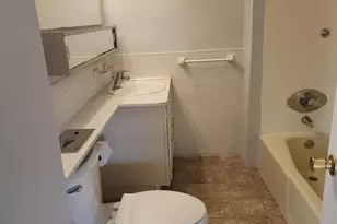 135 E Main St, Westborough, MA 01581 - Photo 10