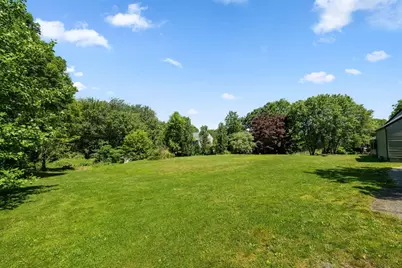 11 Old Cmn, Millbury, MA 01527 - Photo 32