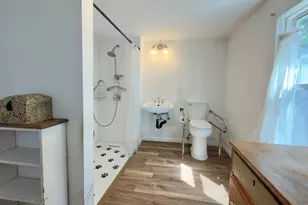 192 South St, Northampton, MA 01060 - Photo 8