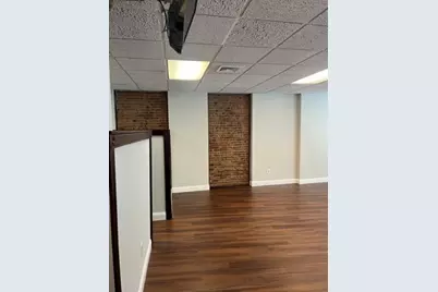 422 Main St #2R, Malden, MA 02148 - Photo 8