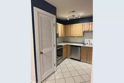 200 Falls Blvd #A104, Quincy, MA 02169 - Photo 4