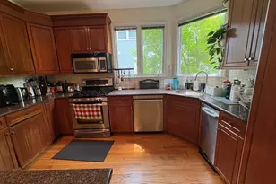 27 Tanglewood, Newton, MA 02467 - Photo 2