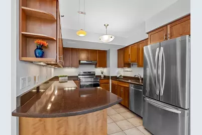 1731 Beacon #202, Brookline, MA 02445 - Photo 4