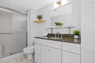 1731 Beacon, Brookline, MA 02445 - Photo 10