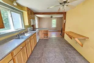 356 E Hill Rd, Leyden, MA 01337 - Photo 10