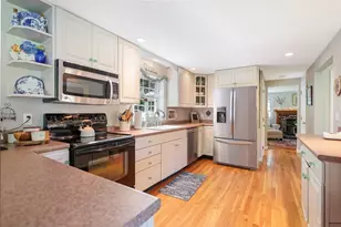 5 Pandora Dr, Groveland, MA 01834 - Photo 4