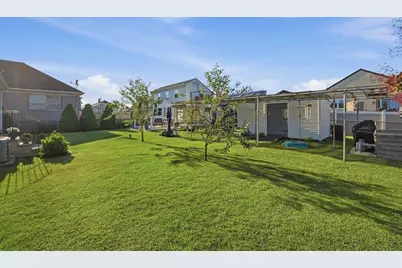 40 Salisbury Street, Fall River, MA 02724 - Photo 30