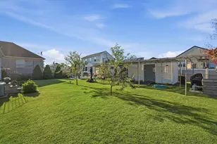 40 Salisbury St, Fall River, MA 02724 - Photo 30