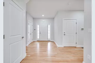 31 Strongwater Drive, Salem, MA 01970 - Photo 2