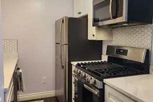 129 Lowell St, Peabody, MA 01960 - Photo 6