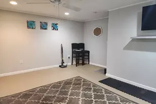 129 Lowell St, Peabody, MA 01960 - Photo 32