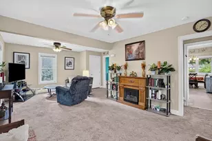 13 Orchard St, Palmer, MA 01069 - Photo 18