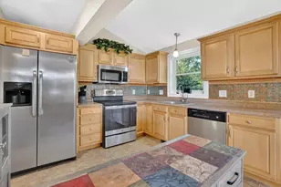 13 Orchard St, Palmer, MA 01069 - Photo 10