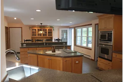38 Bayberry Dr, Westport, MA 02790 - Photo 10