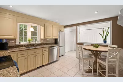 15 Killeen Road, Walpole, MA 02032 - Photo 2