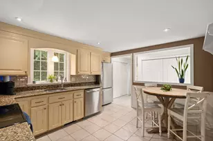 15 Killeen Rd, Walpole, MA 02032 - Photo 2