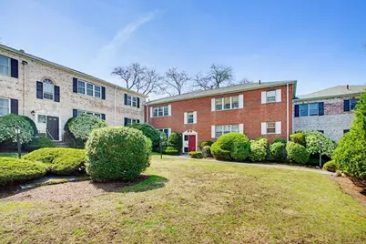 128 Lake Shore Rd. #1, Boston, MA 02135 - Photo 14