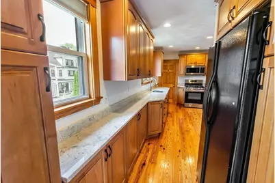 38-40 Cherry St, Medford, MA 02155 - Photo 8
