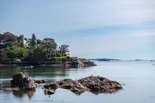 17 Crowninshield Rd, Marblehead, MA 01945 - Photo 42