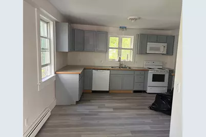 21-23 Carew St, South Hadley, MA 01075 - Photo 14